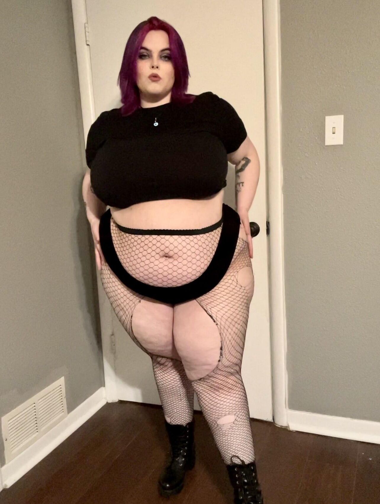 Cabelos rosa de mel enormes peitos enormes beleza bbw garota mista