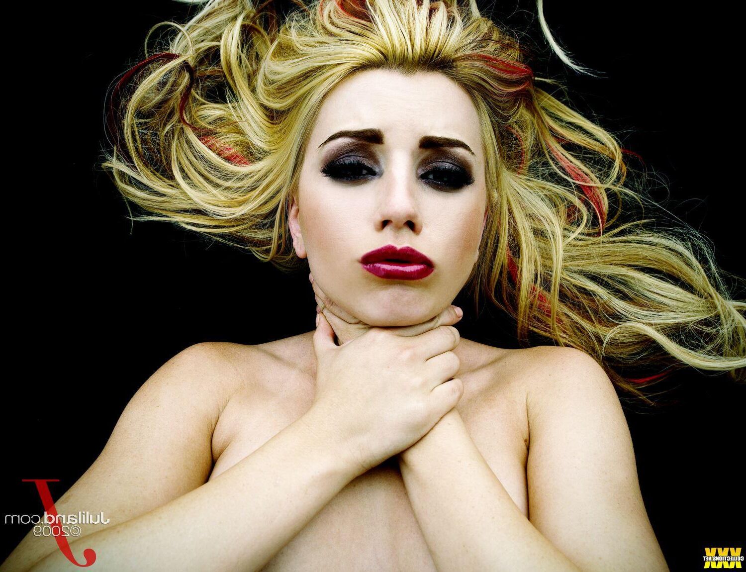 Lexi Belle has a amazing lips