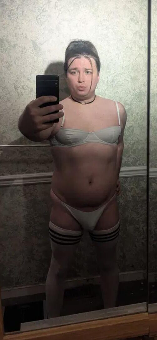 NOT MINE just funs pic I likeee