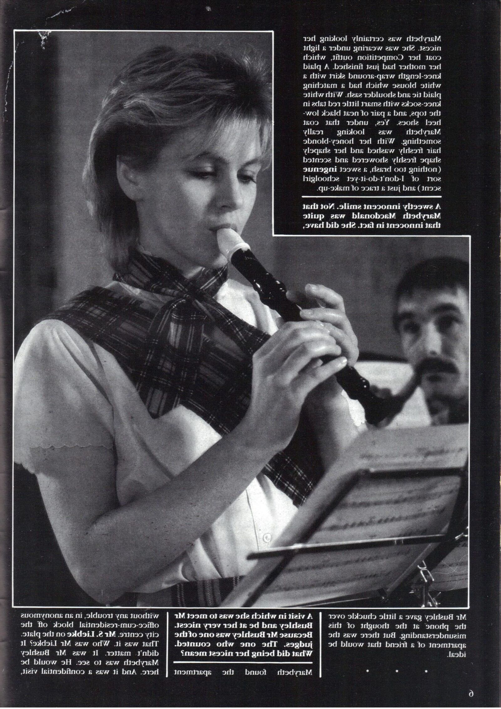 Retro Spanking Blushes Issue completo