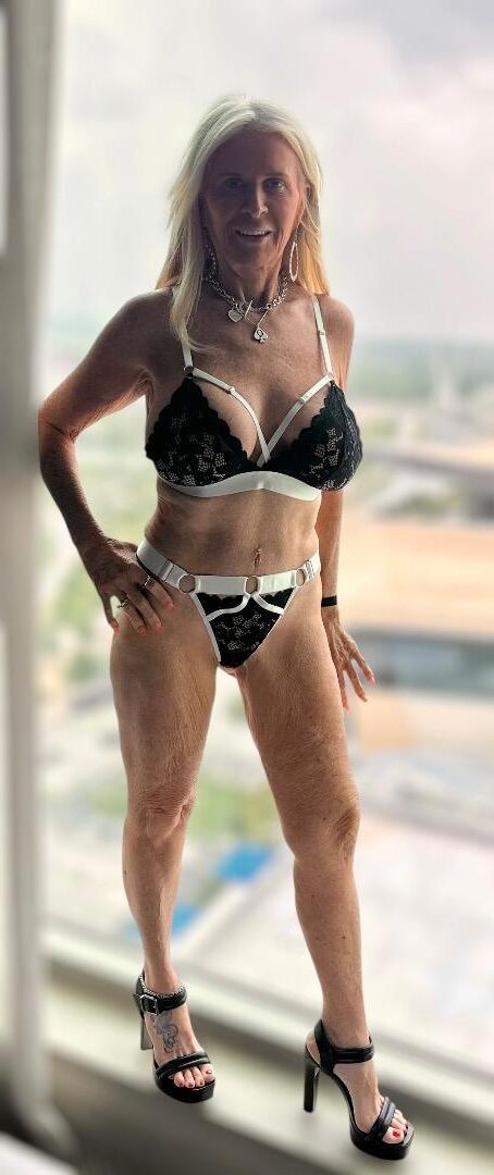 Grandes seios gilf