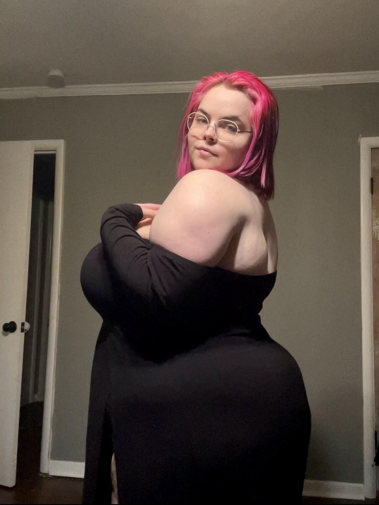 Cabelos rosa de mel enormes peitos enormes beleza bbw garota mista