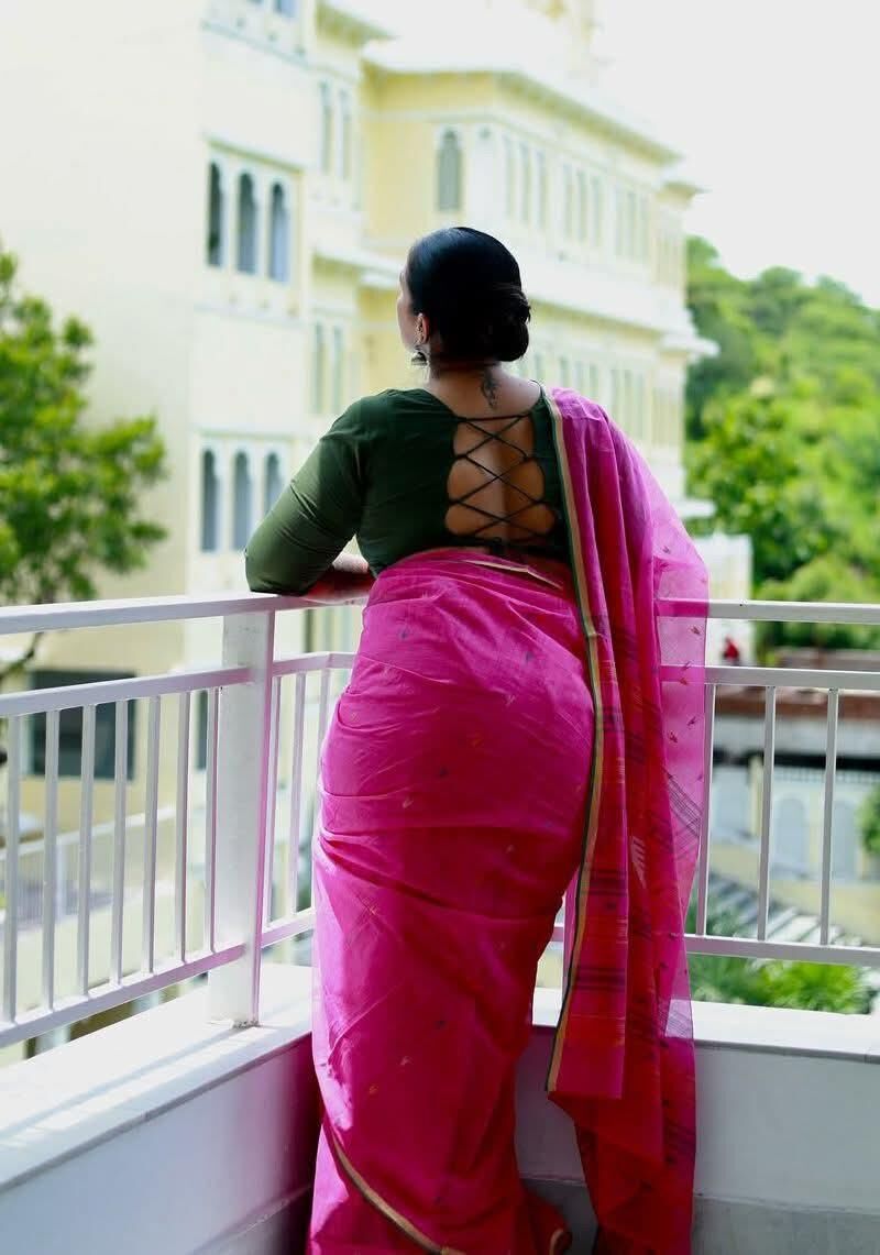 Hardcore und Softcore (Desi indische Tanten und MILF)