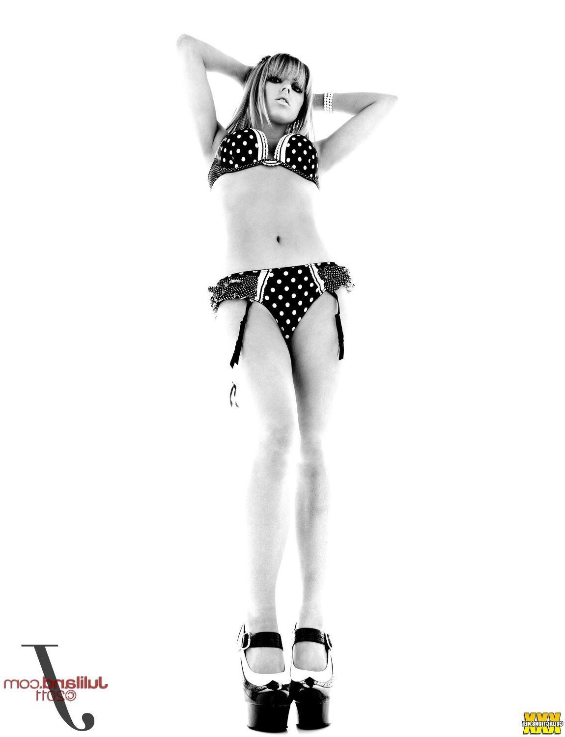 Lexi Belle just being weird