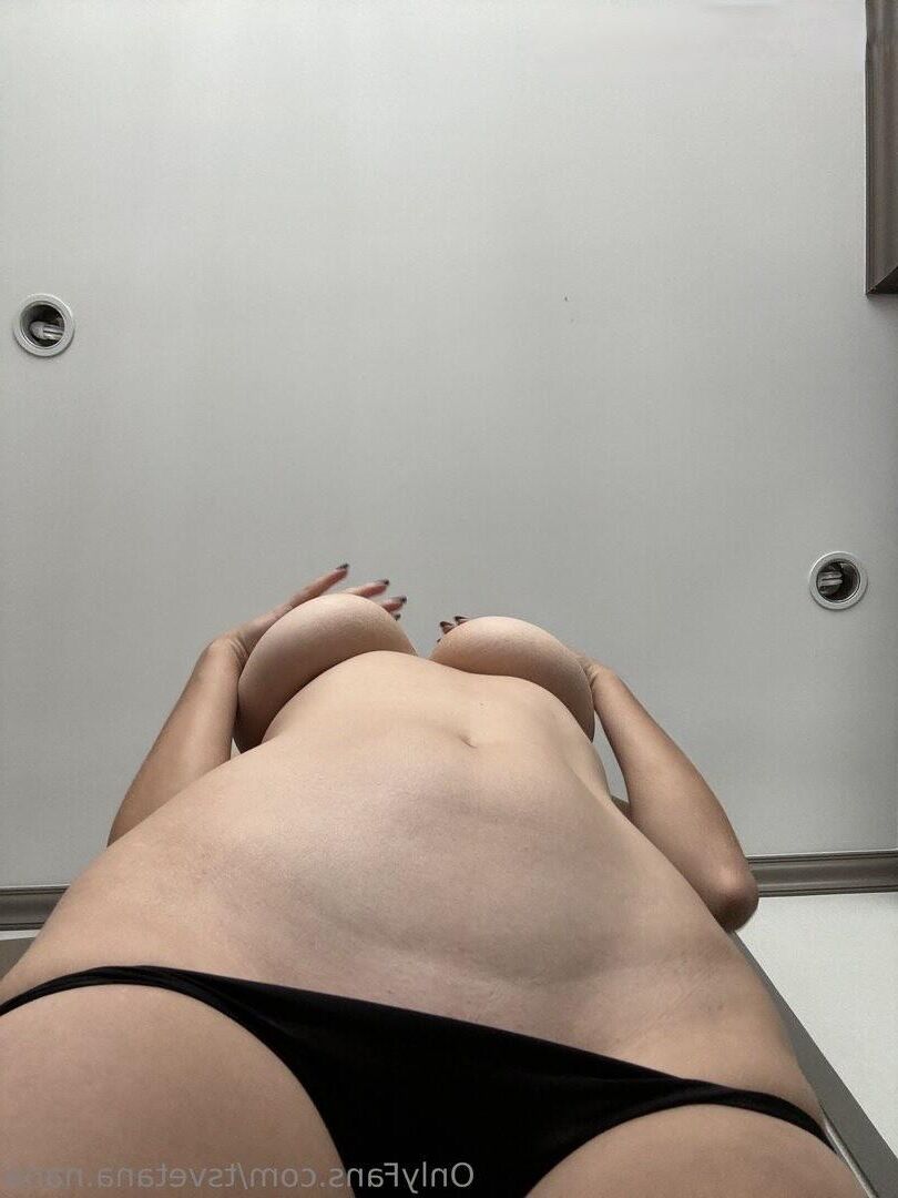 Tsvetana Wunderschöne riesige Titten Arsch sexy Brünette Mädchen gemischt heiß Pho Pho