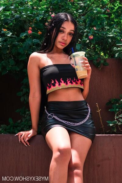 Abbyrosas em mysexyshow.com