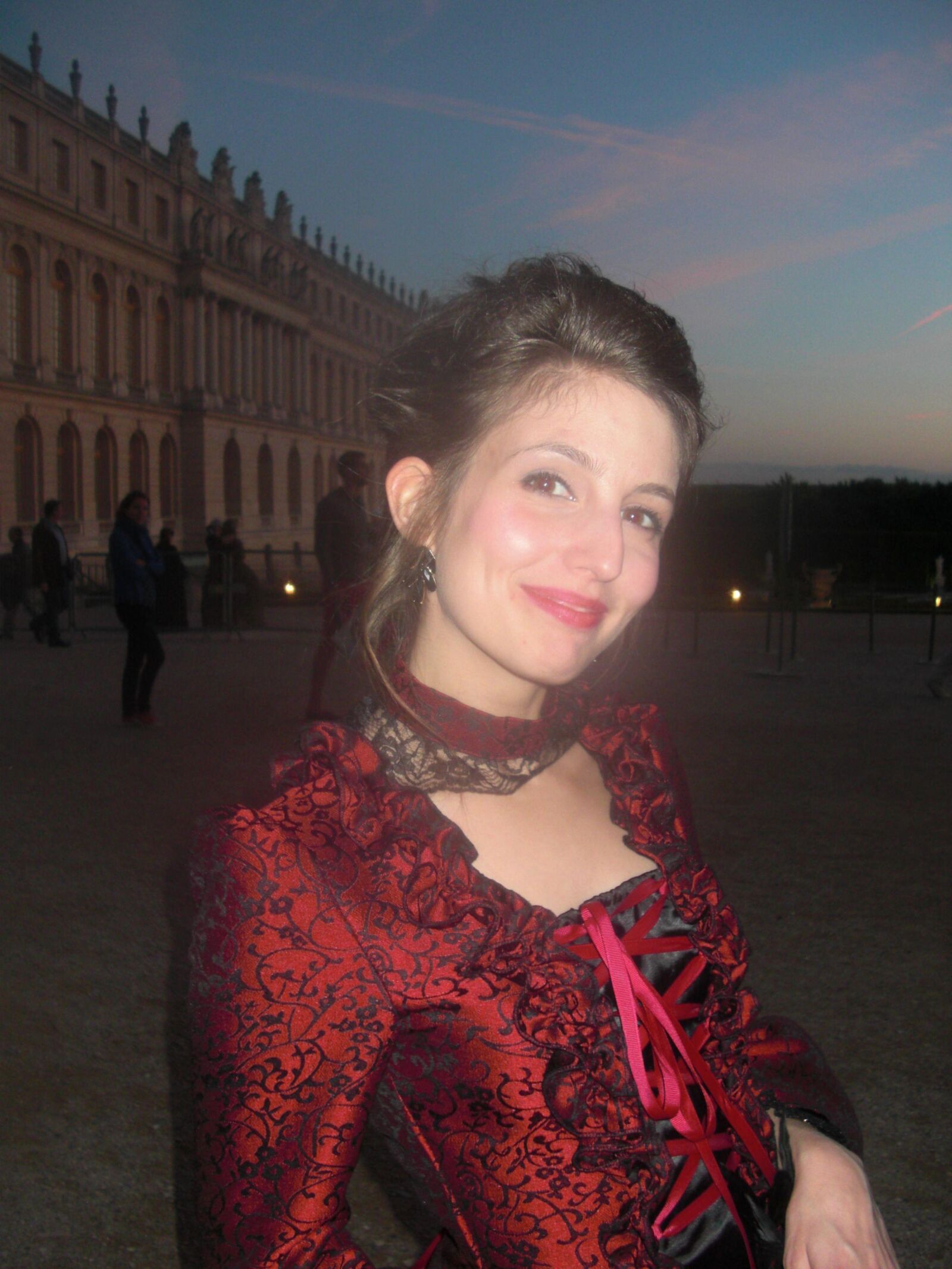 Eva Maigrichonne BCBG Mais Bien Salope (MILF francês)