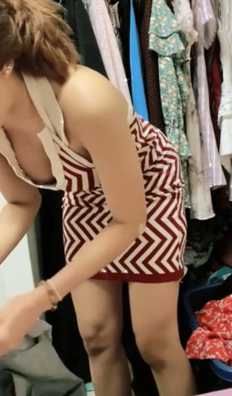 Asian Downblouse Nippel