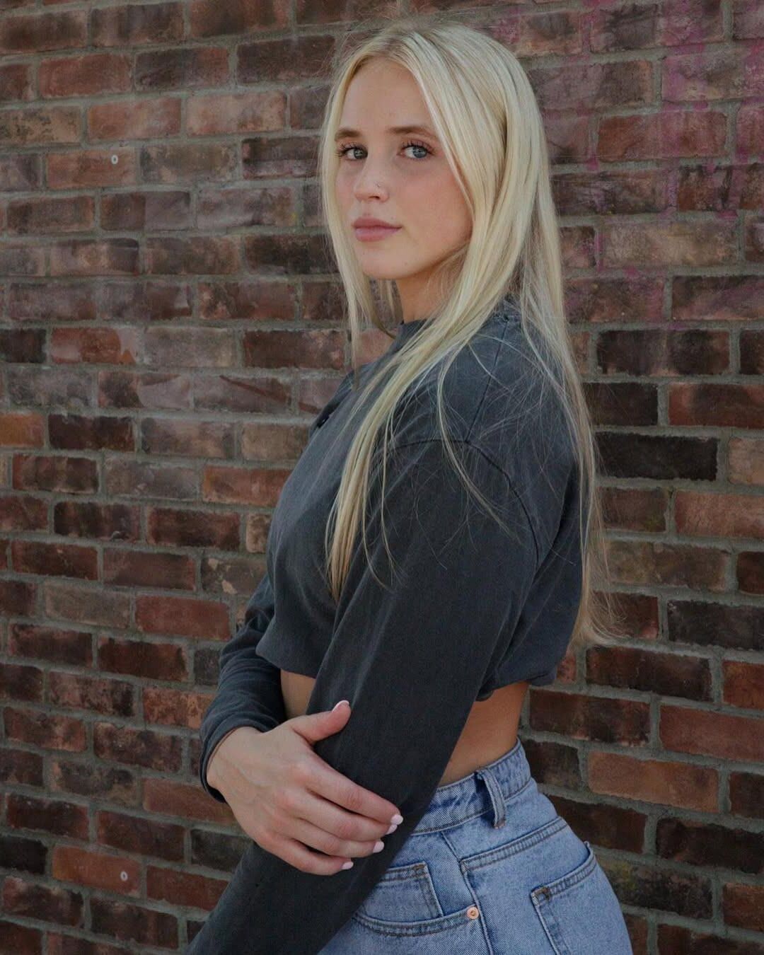 Cute Basketball Player Hailey van Lith