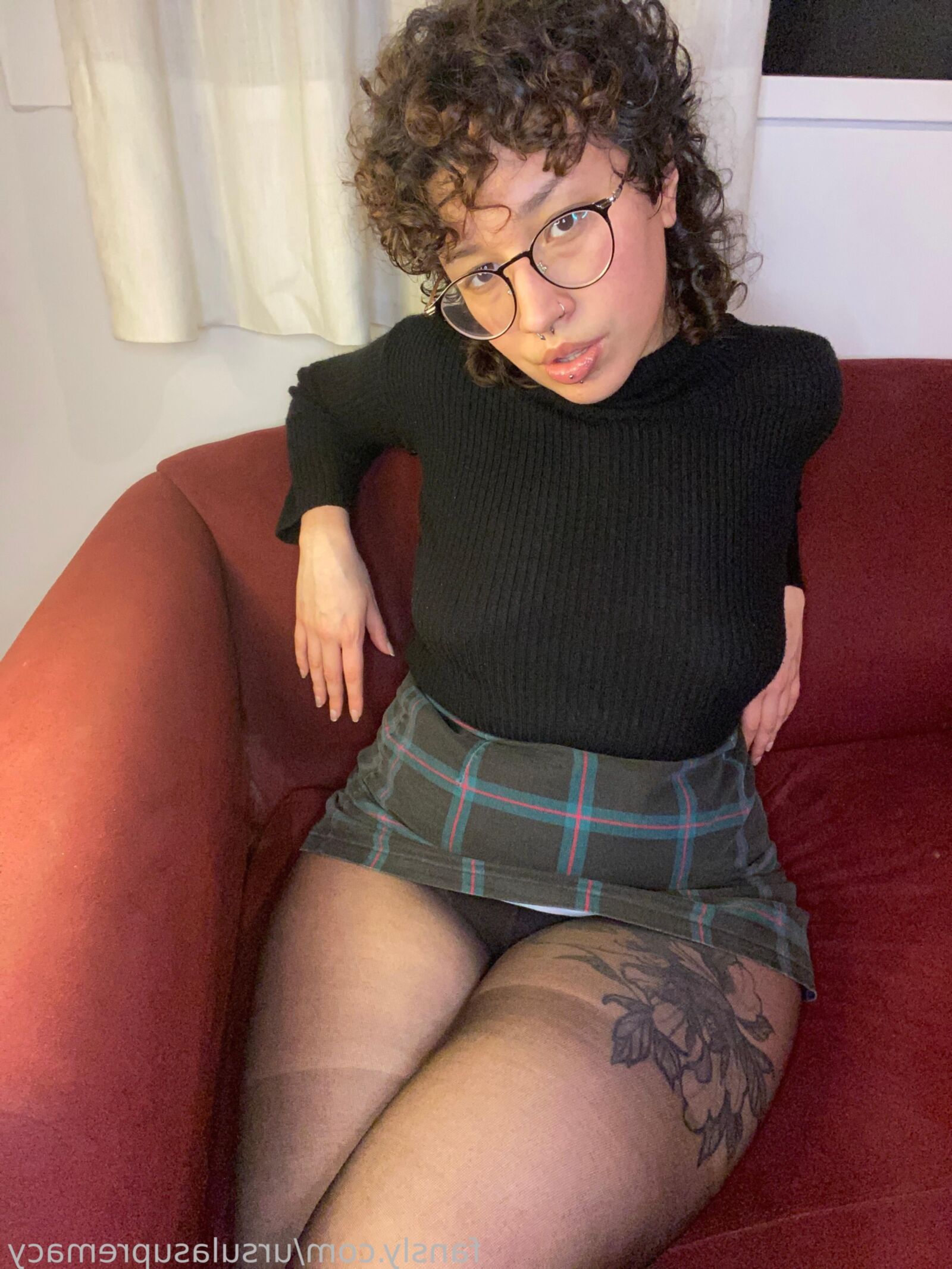 Niomi Big Ass Big Boobs Curly Haired Anal Brunette BBW Mixed Sho