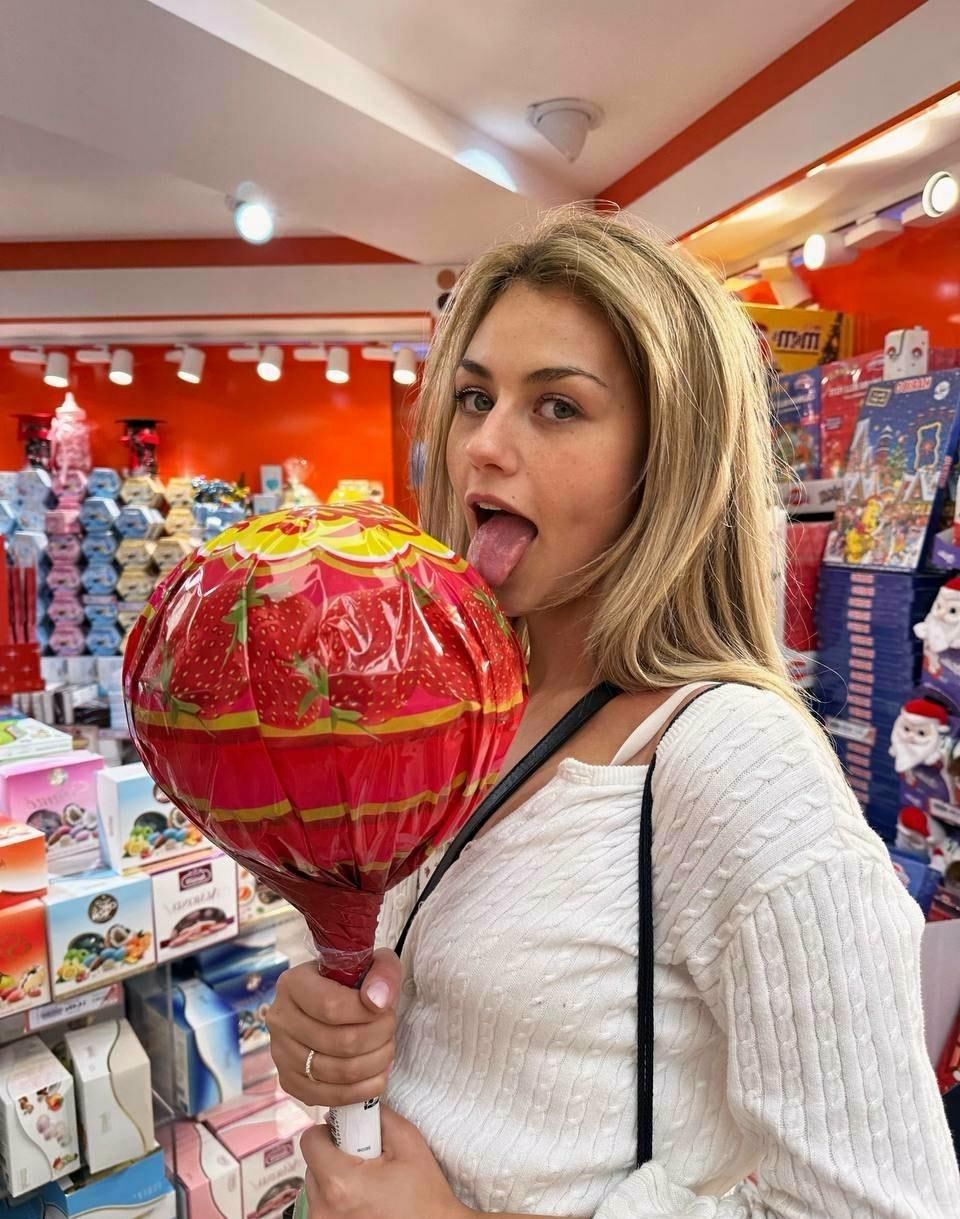 Diosa rubia perfecta