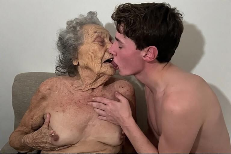 Loving Grannies