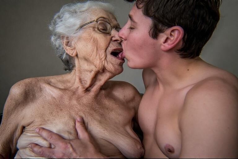 Loving Grannies