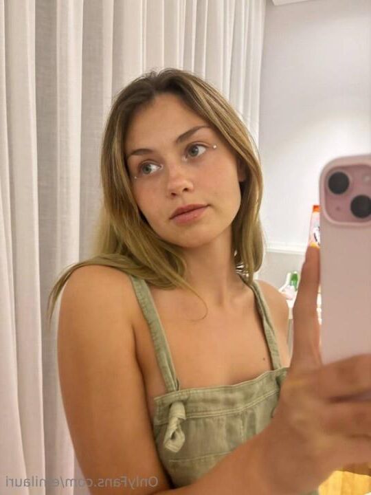 Diosa rubia perfecta