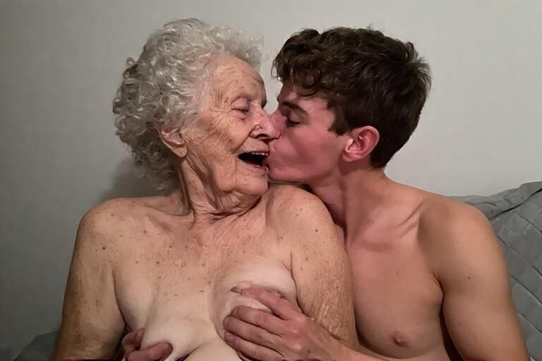 Loving Grannies