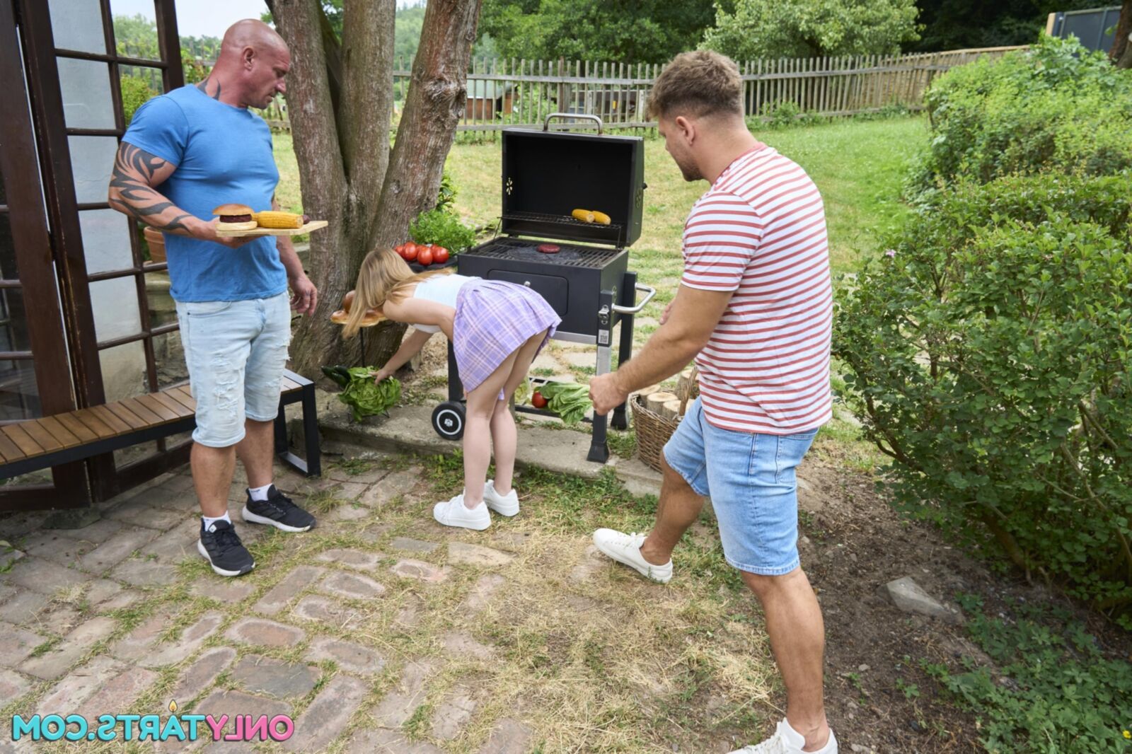 Maya Sinn Hot Summer BBQ