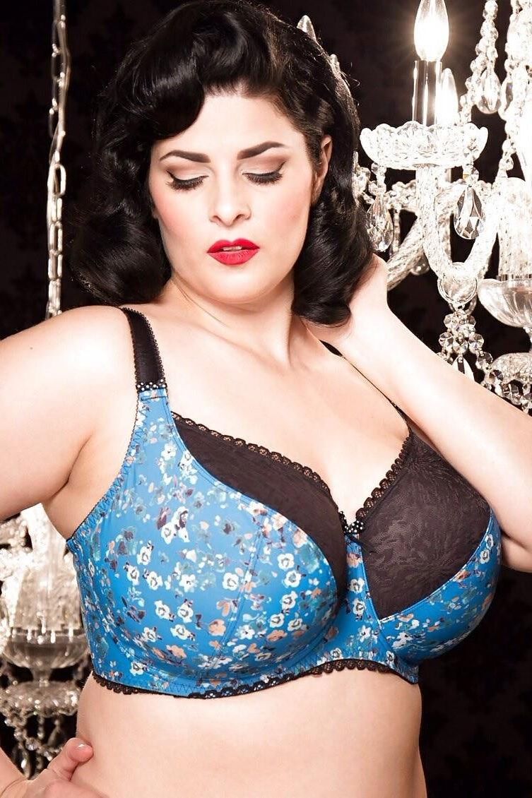 Hott y lencería sexy