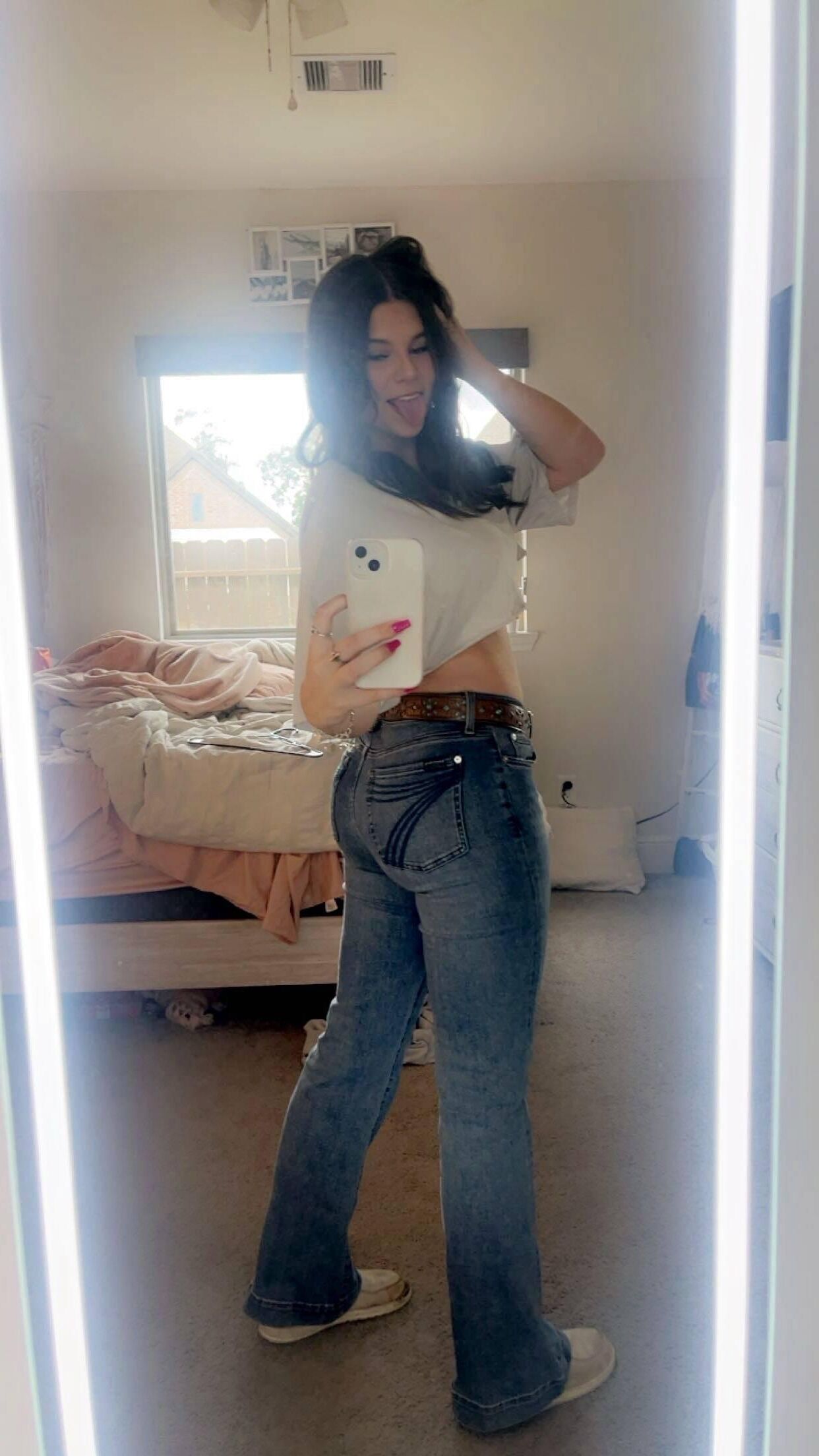 Колледж Snowbunny Papg для BBC: Эмма Х