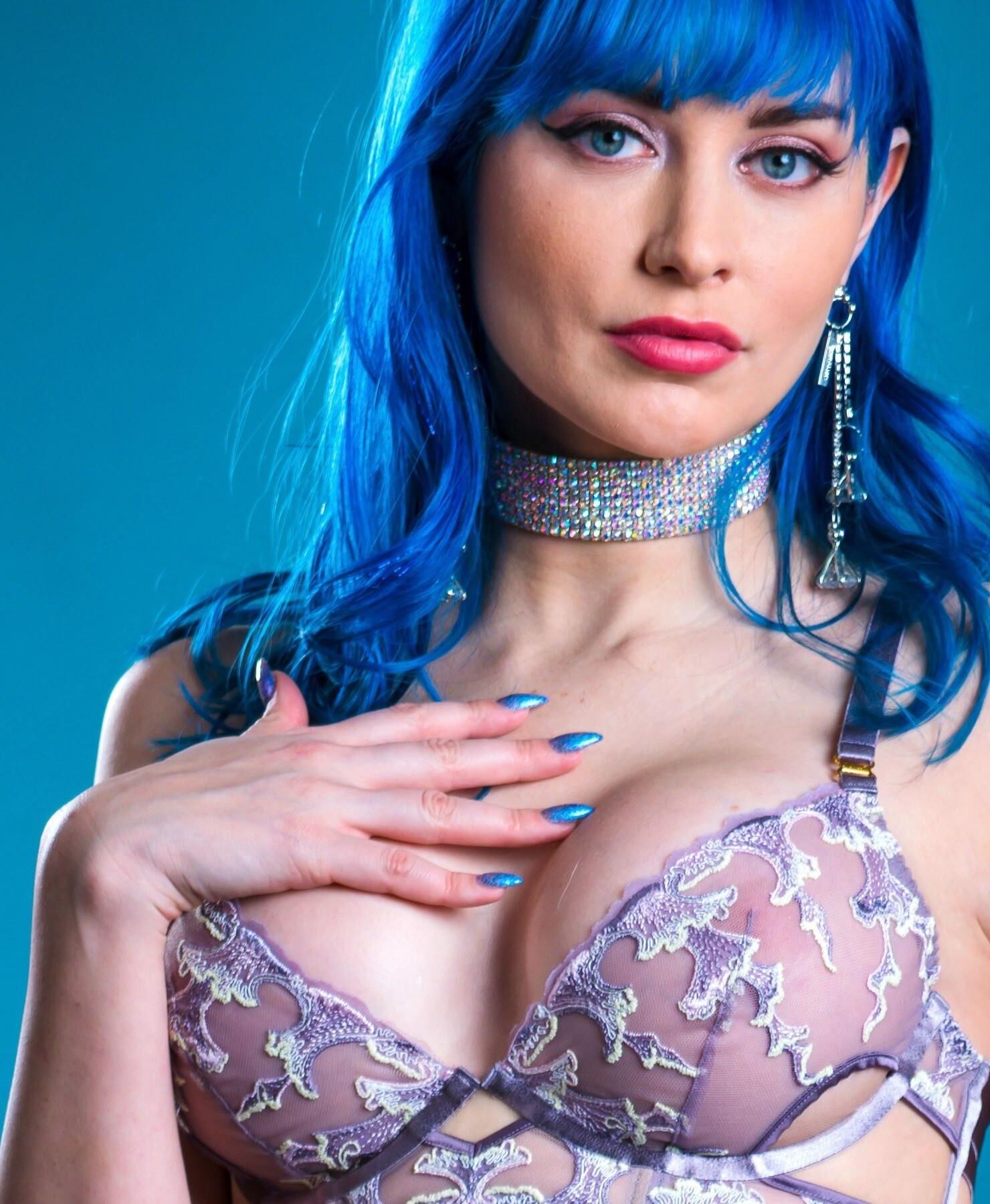 Jewelz Blu Hot Pics solamente