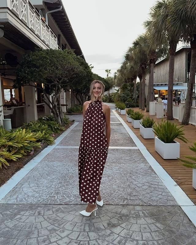 Tpa el asilo paroxym madeline esperanza hadelinemope Instagram