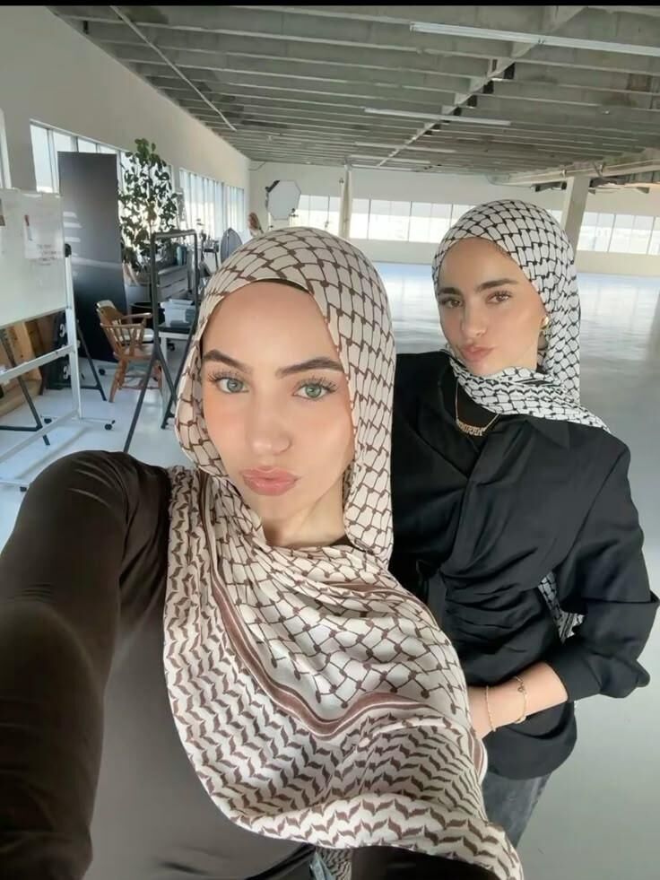 Hijabis caliente