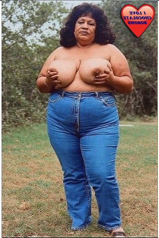 Grandes damas con senos de chocolate