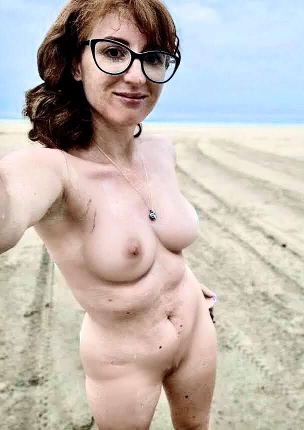 Trish British Nerdy épouse