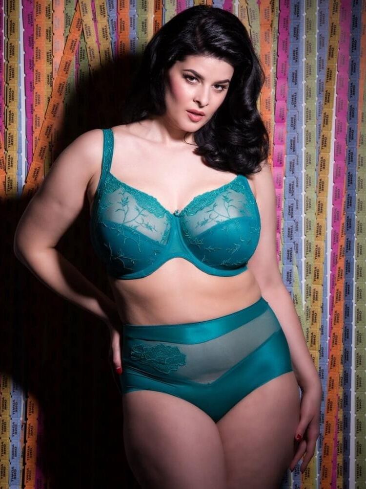 Hott y lencería sexy