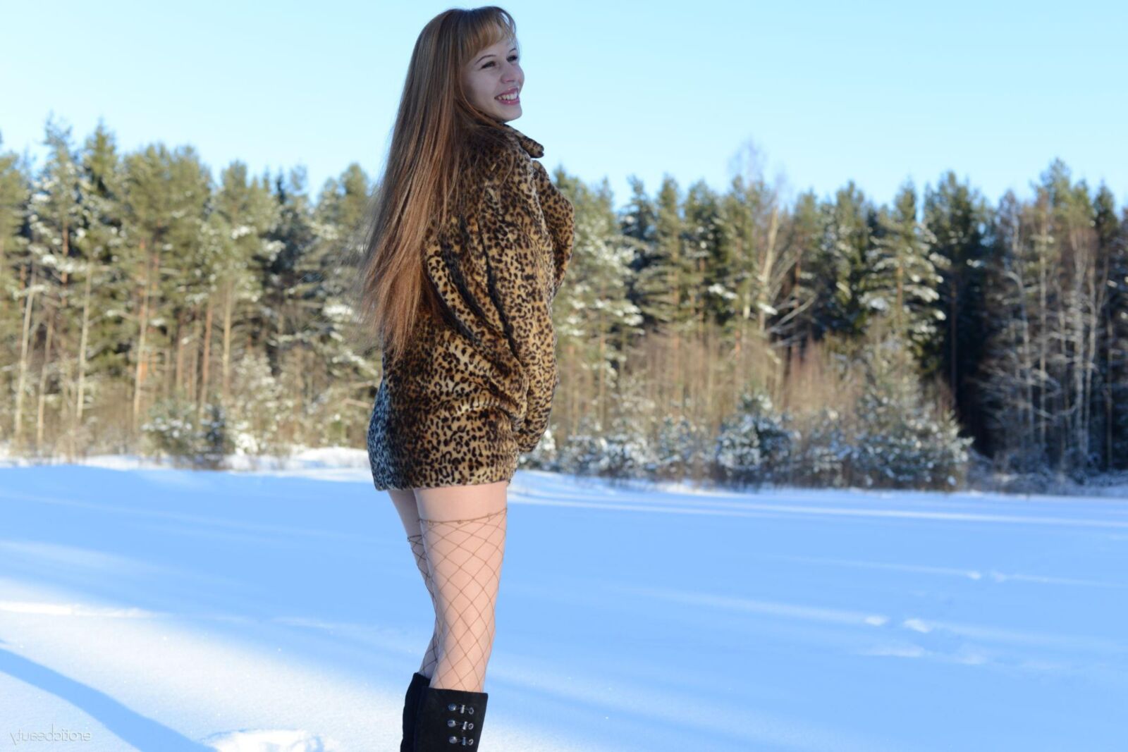 EB_ _BEING COOL ALMA by PARAMONOV__med