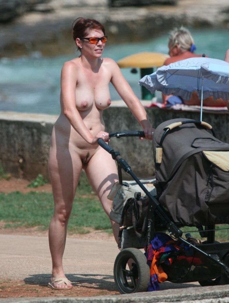Nudiste