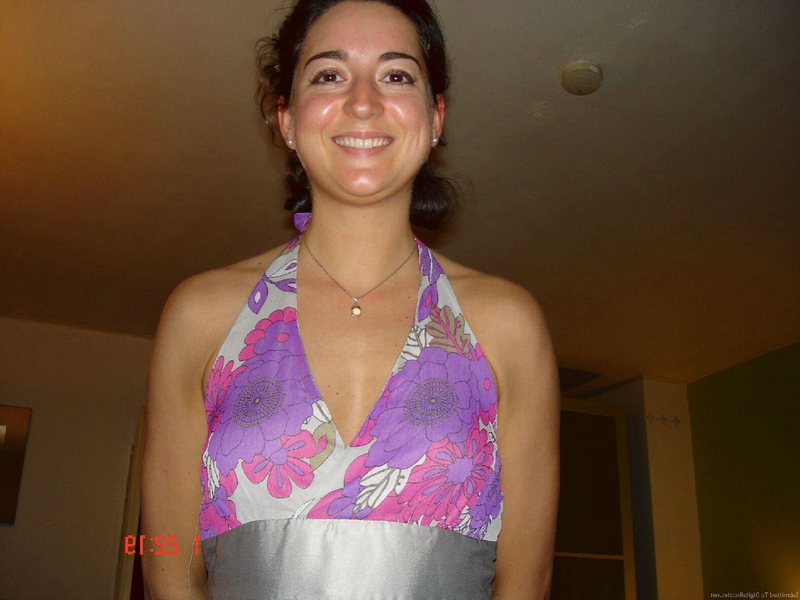 Homemade vol uninhibited babes 