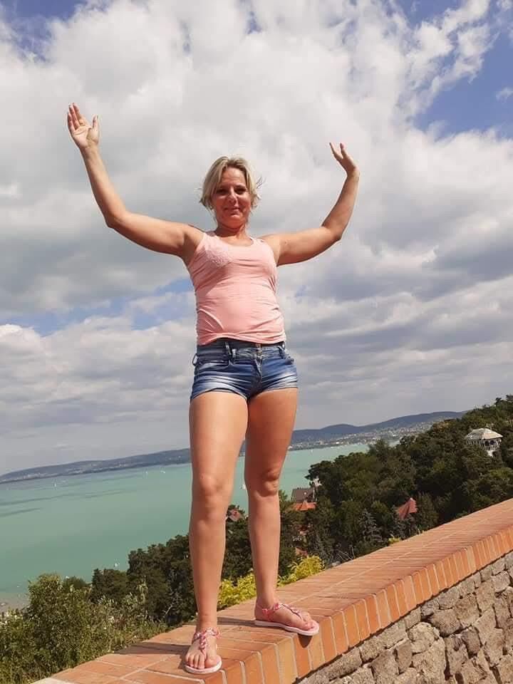 Sexy Hungry Lady