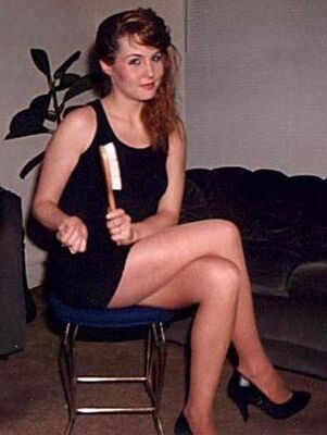 Femdom Senhora com escova