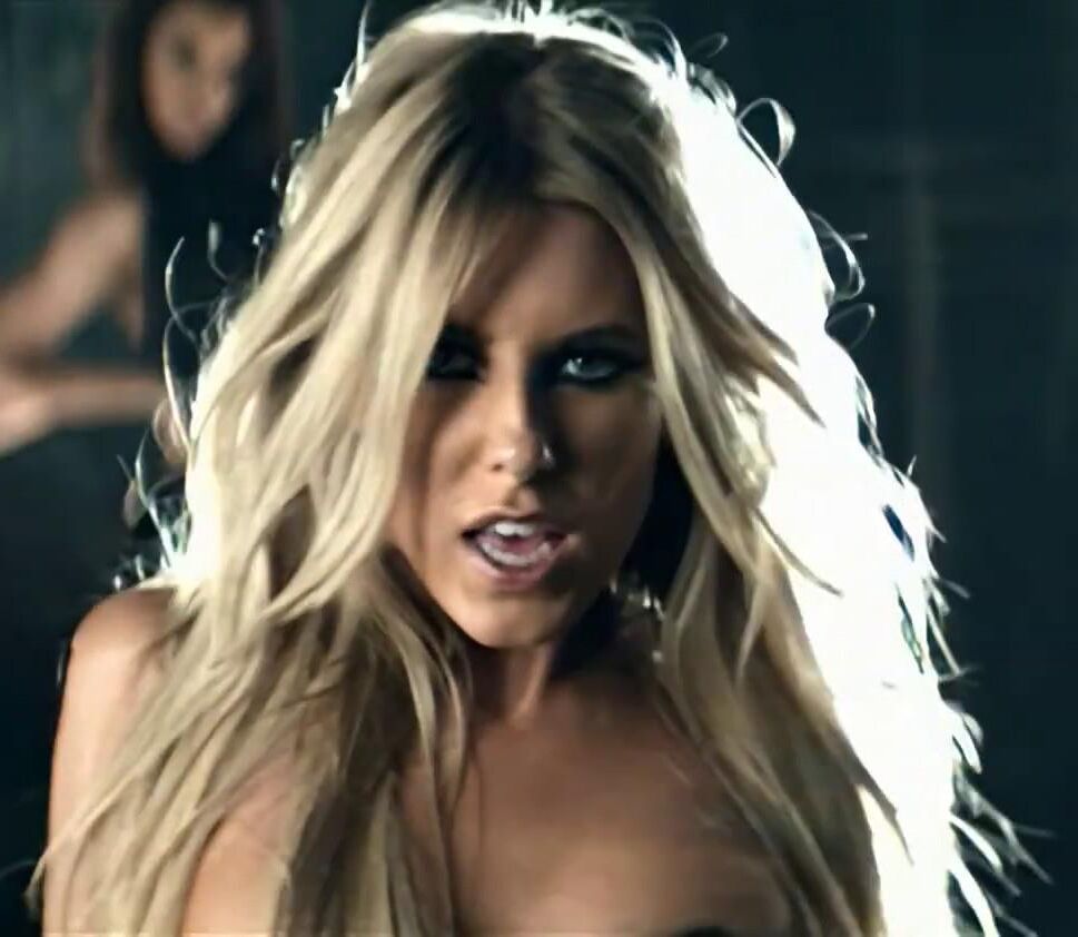 Mollie King