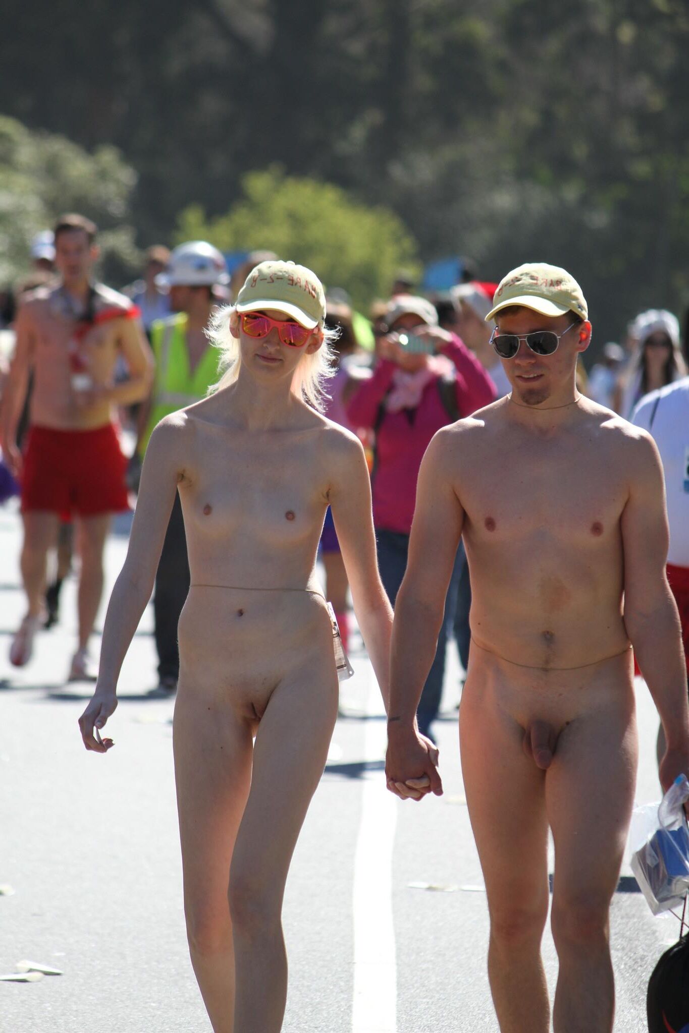 Nudes sur la plage