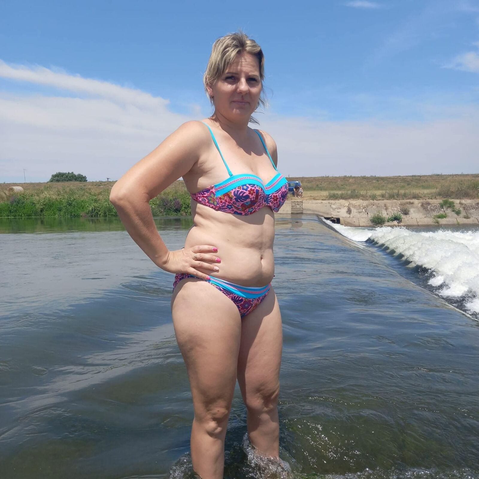 Sexy Hungry Lady