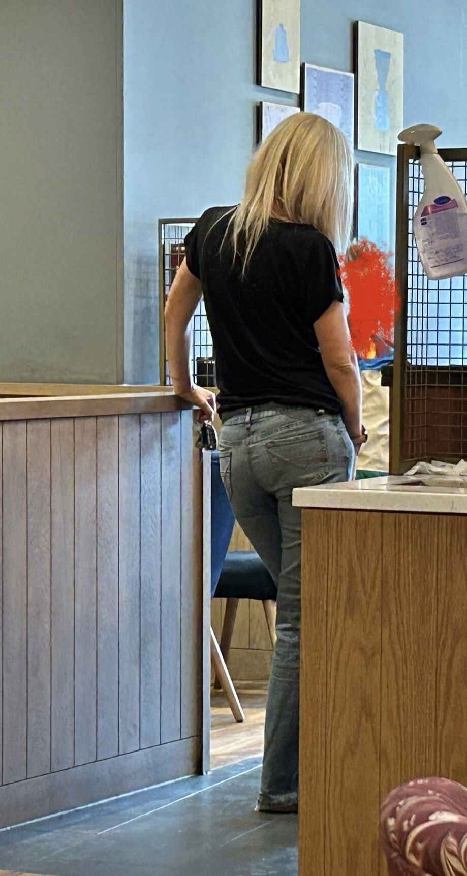 Hot Blonde Milf Ass in Jeans