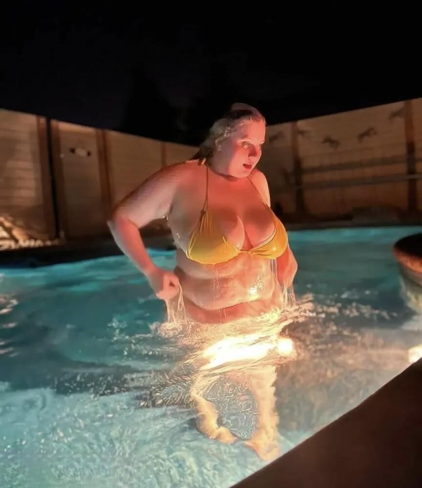 Core Big Ass Boobs Blonde BBW Girl Mixed Hot Photos