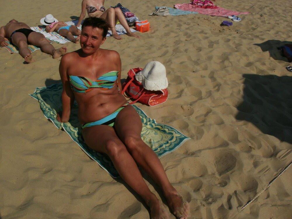 Matures and Grannies in Swimsuits 