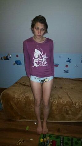 Polaco flaco maja en Cat Undies nn