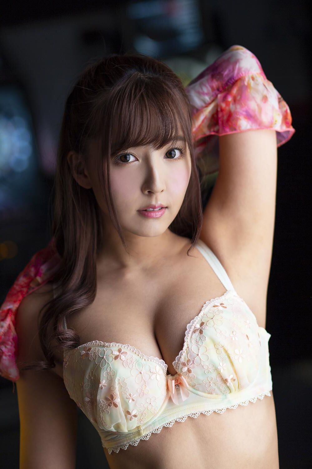 Yua Mikami la ropa de edición de lujo