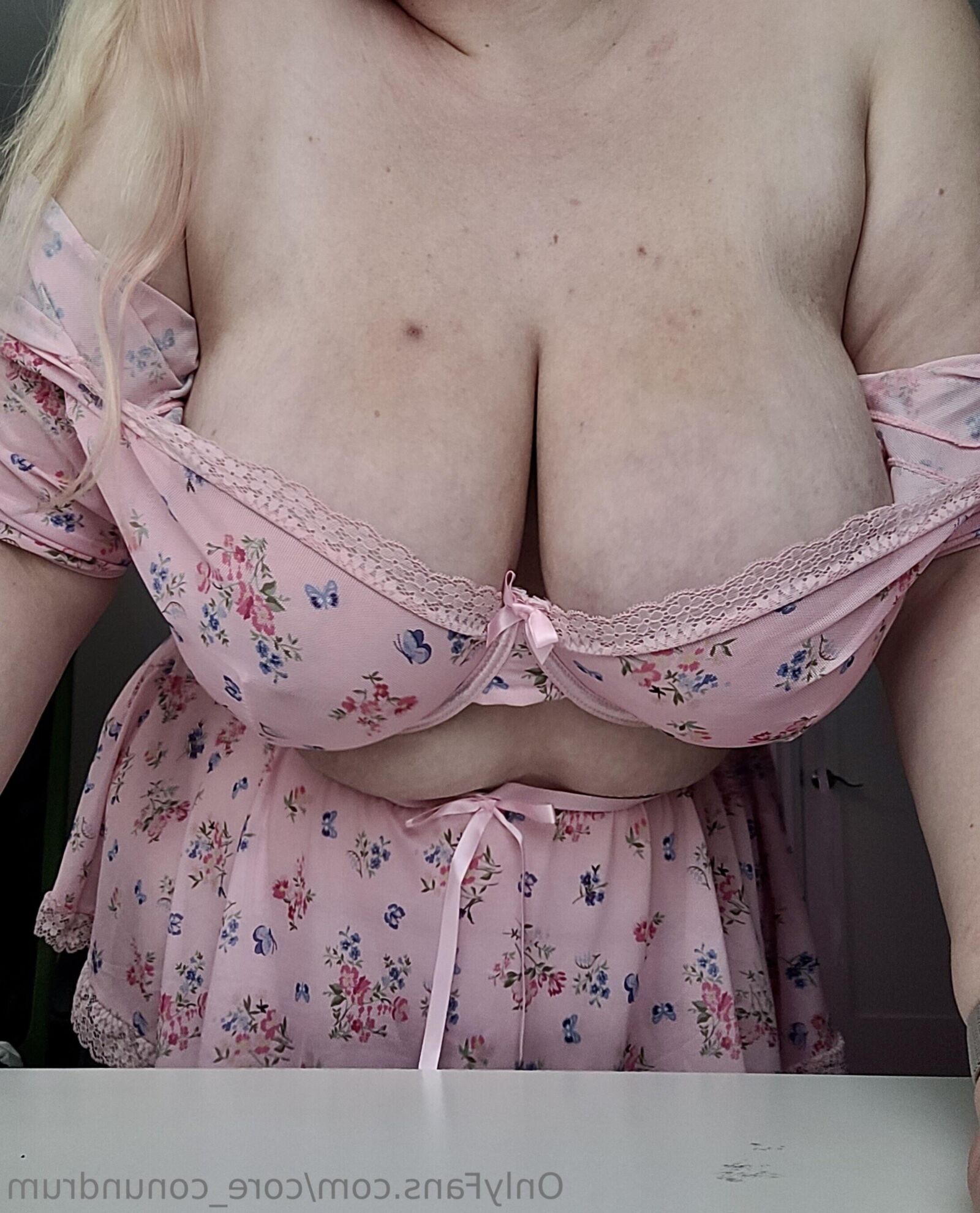 Core Big Ass Boobs Blonde BBW Girl Mixed Hot Photos