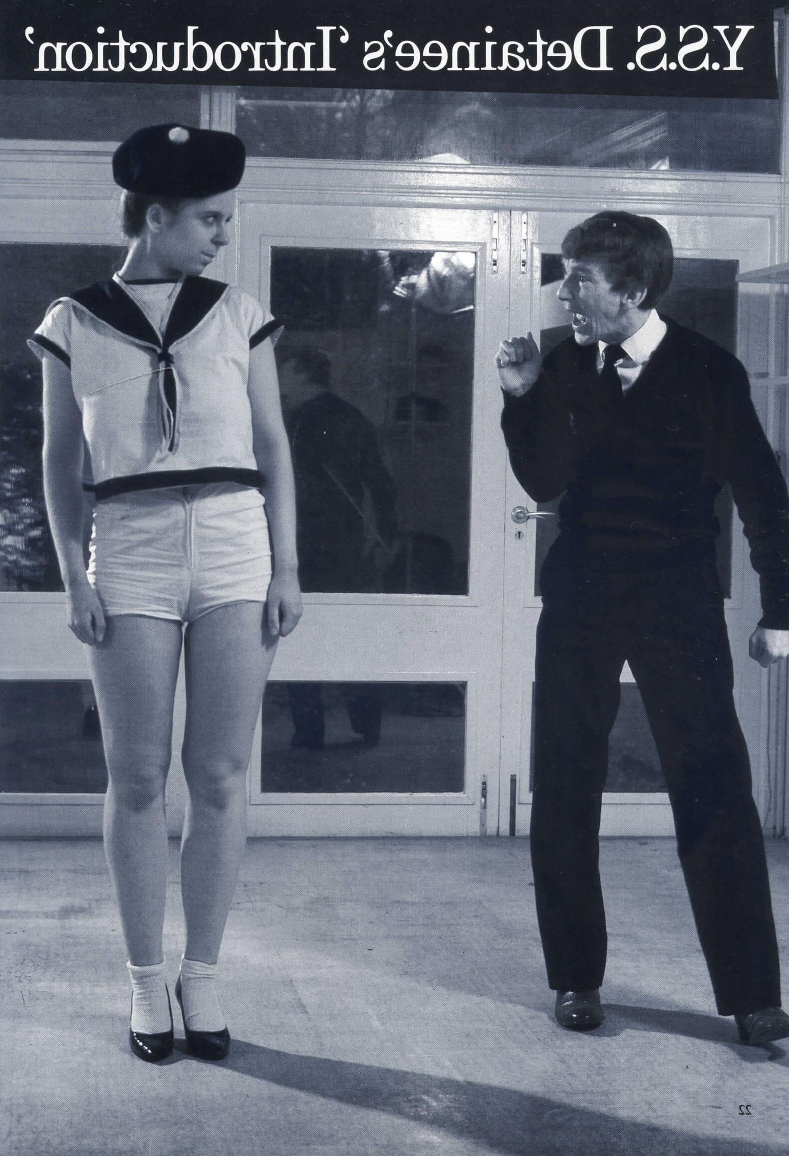 Problema de meninas uniformes retro (completa)