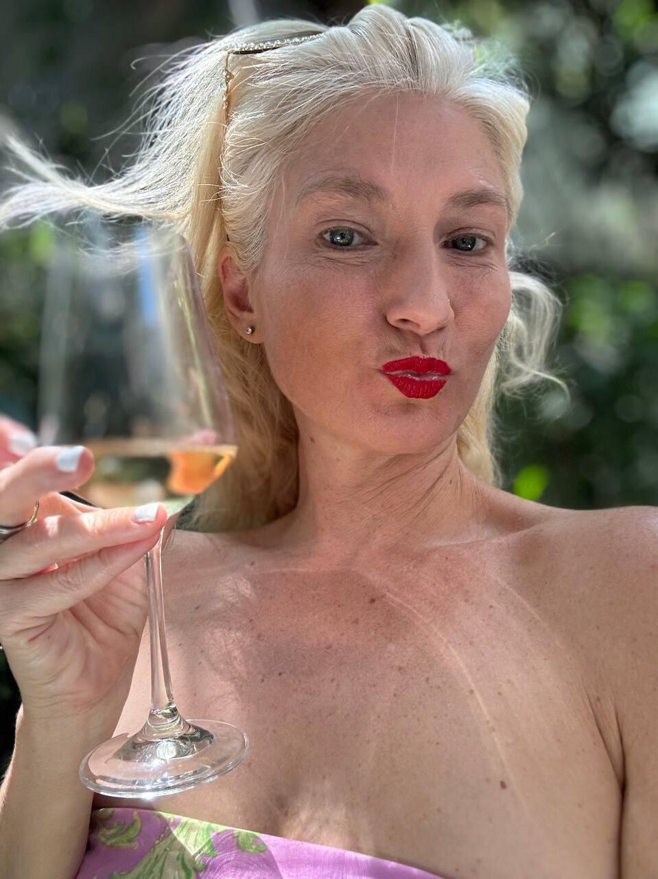 yo all natural MILF Lia