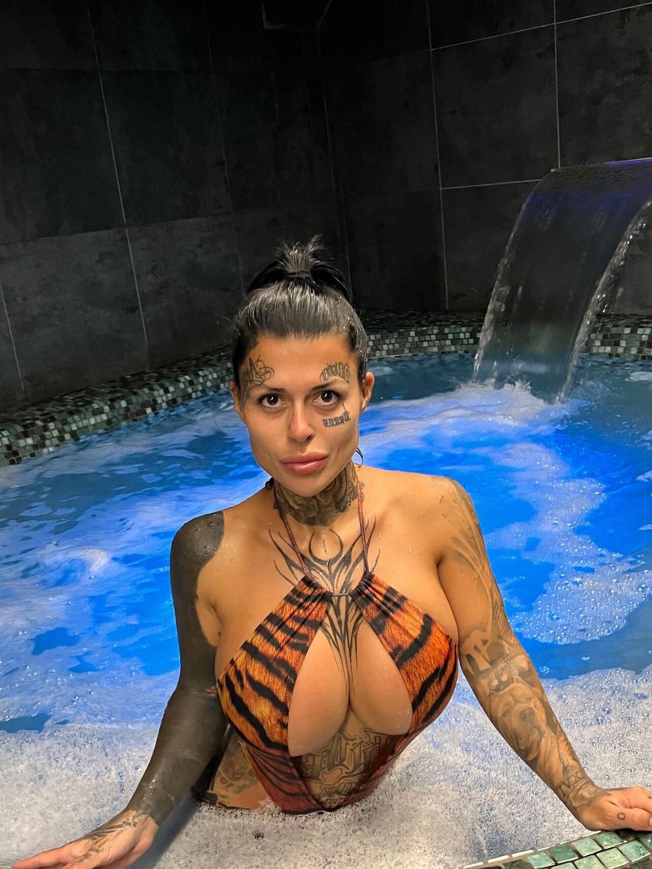 Tattoo Bimbo 