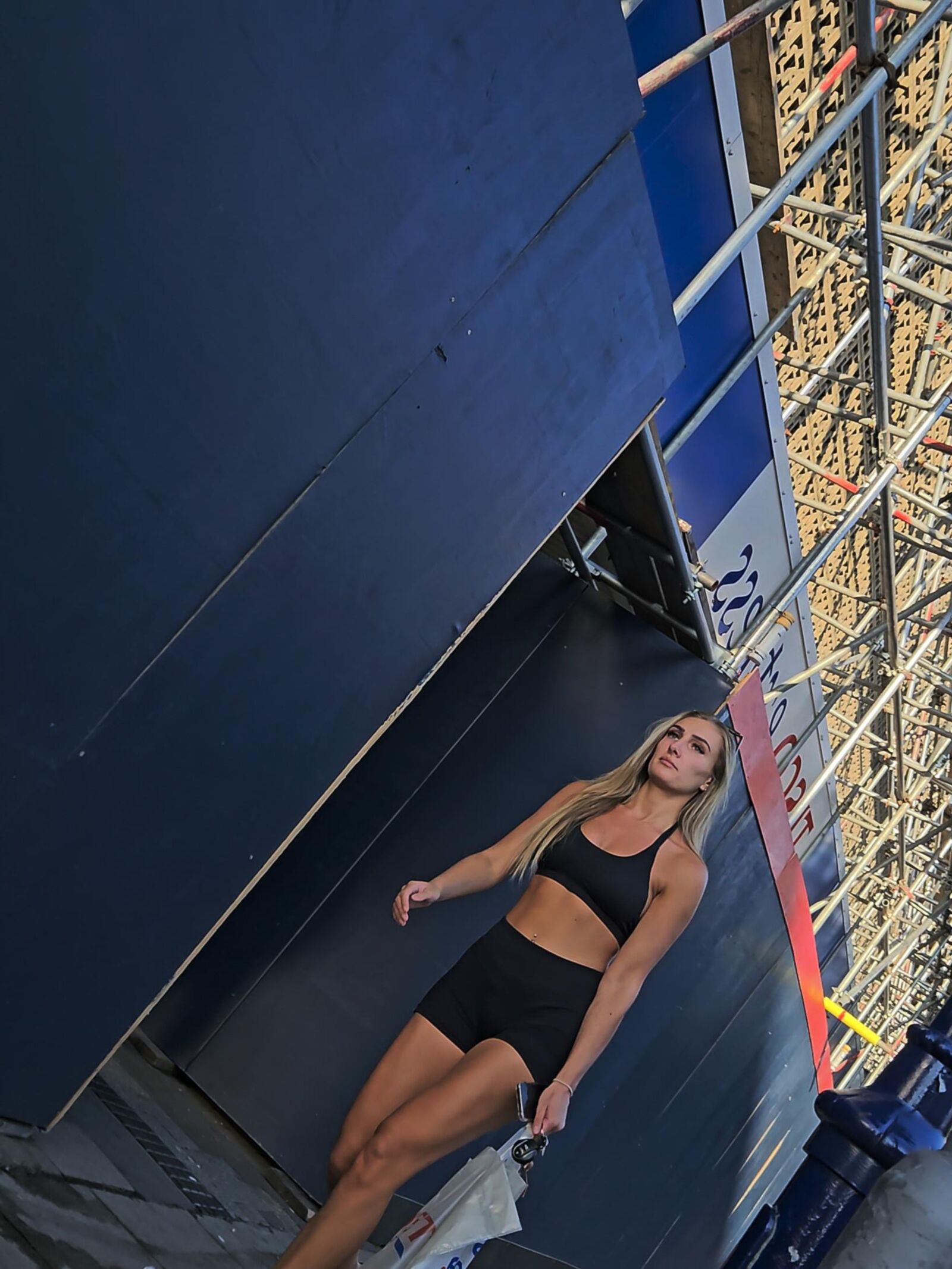 [Candide] Amazing blonde chav sex machine