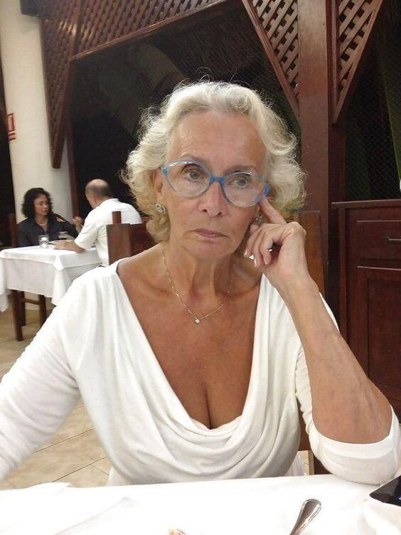 Non Nude Matures and Grannie 
