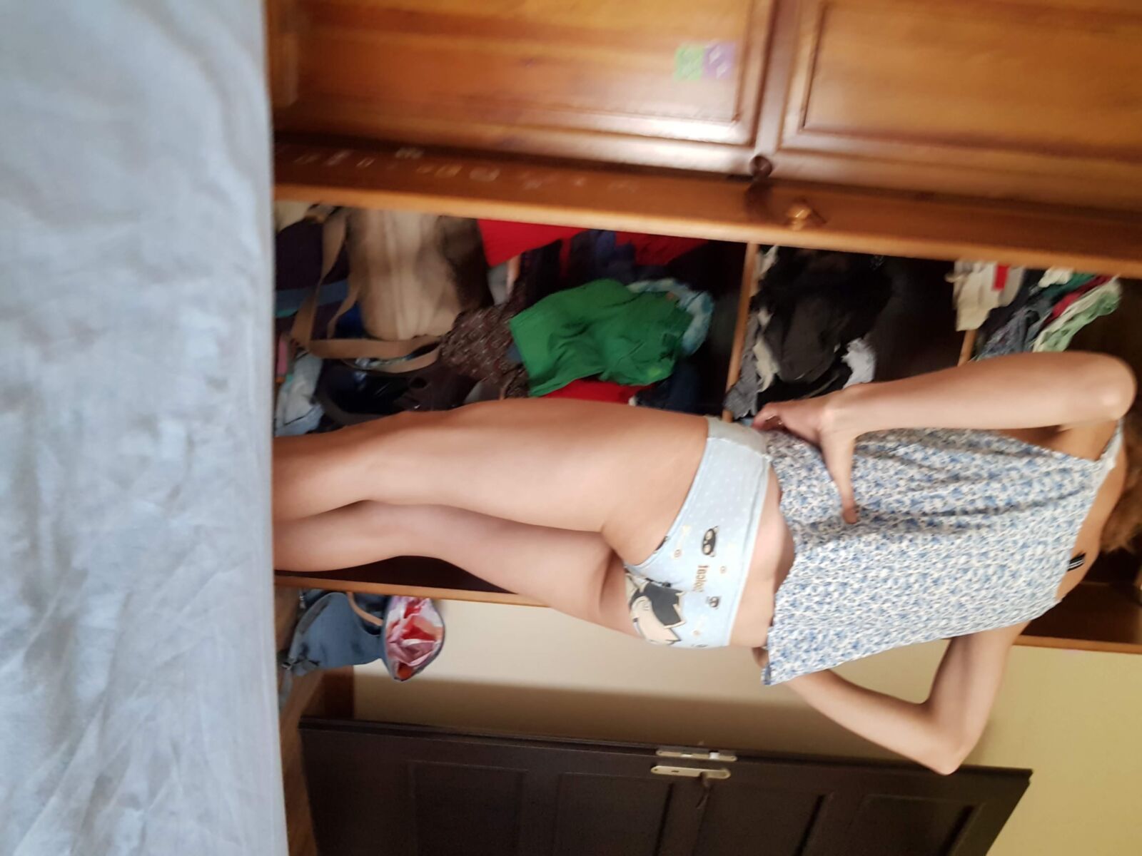 Polaco flaco maja en Cat Undies nn