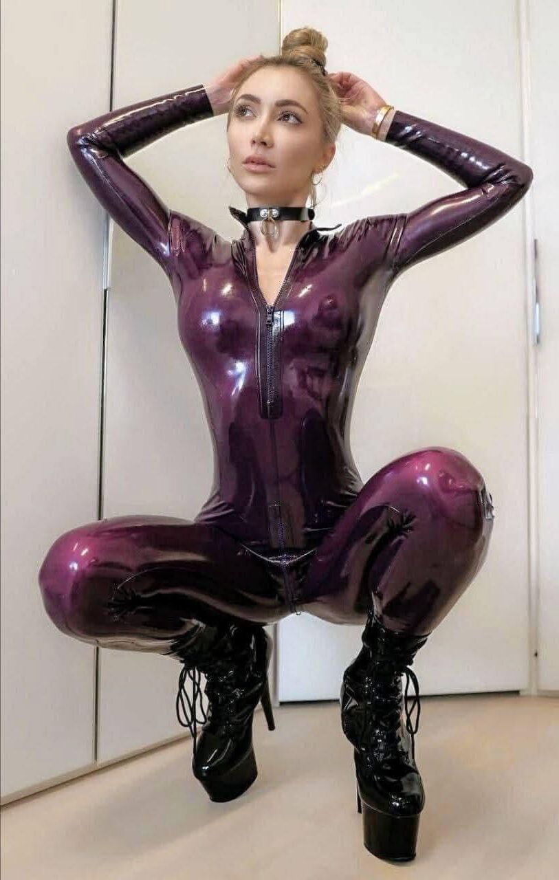 Látex e couro sexy
