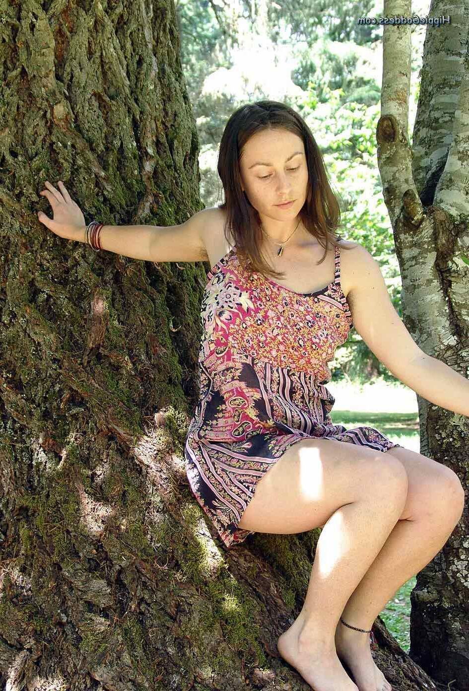 Hippiegoddess Jade Kneting en el parque